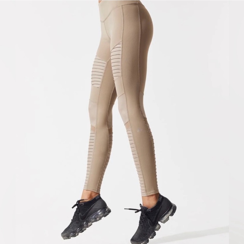 Alo Yoga High Waist Moto legging Taupe - Medium